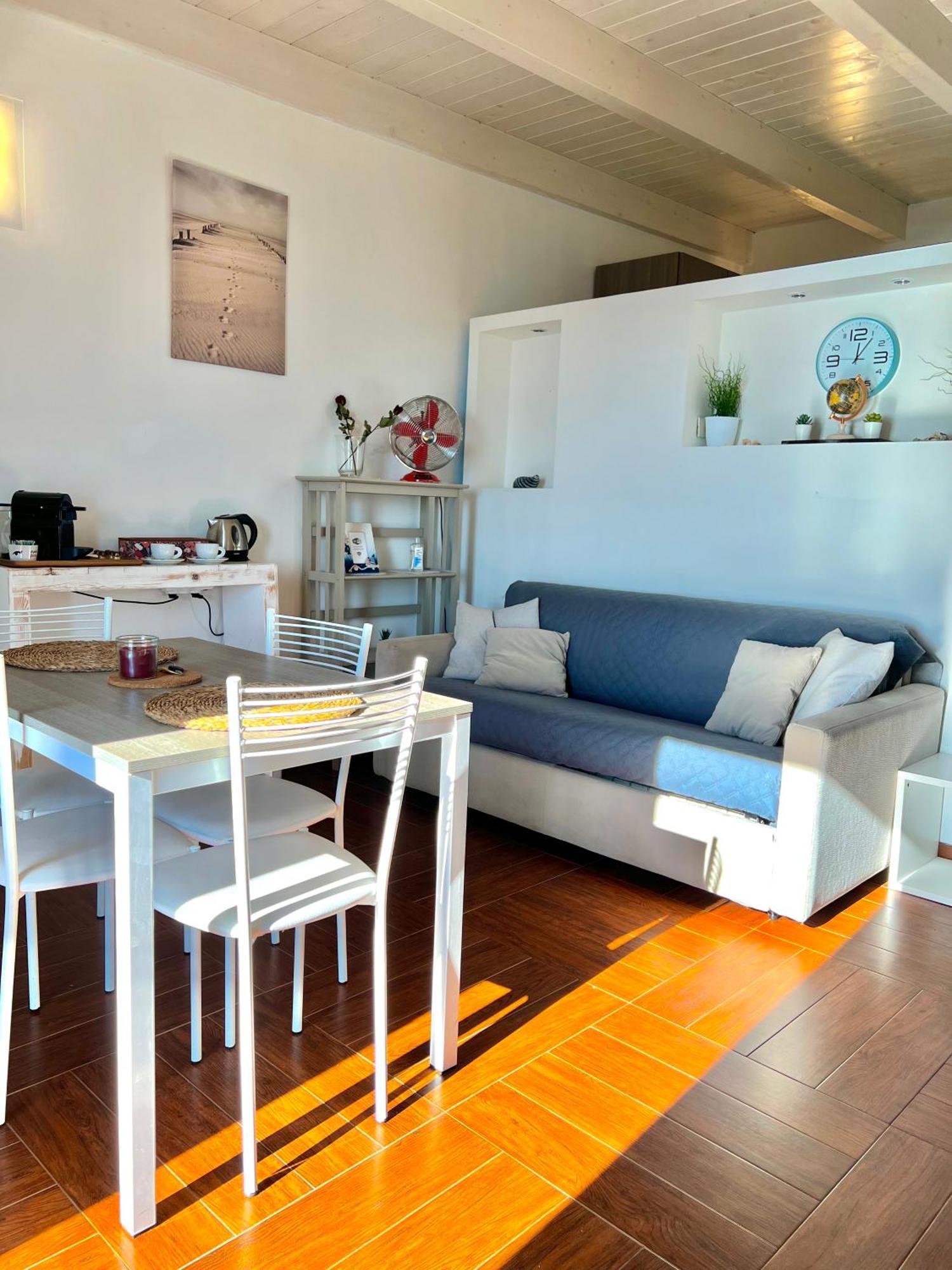 Alba Suite-Rome Airport Fco-Fronte Mare Fiumicino Exterior photo