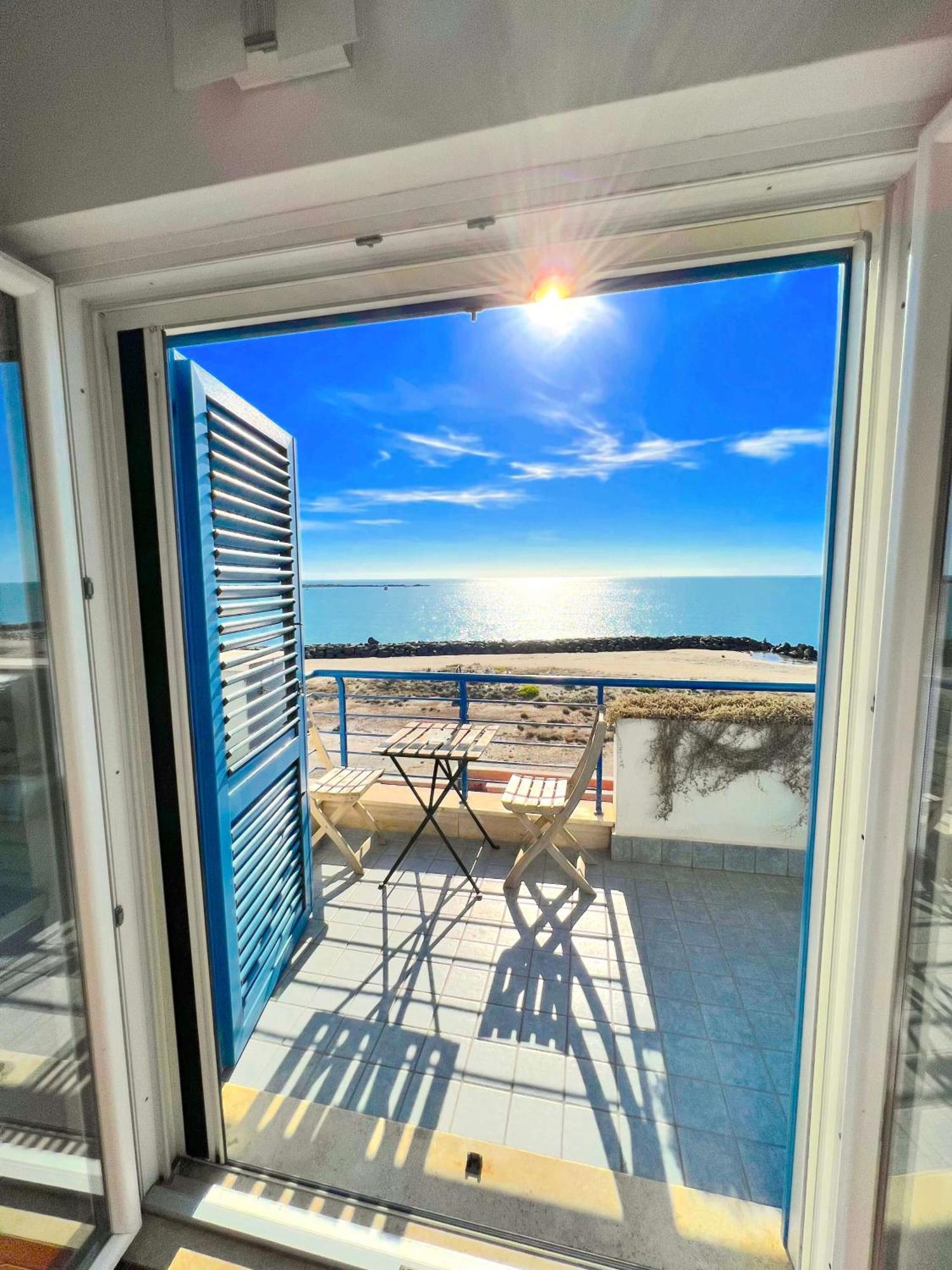 Alba Suite-Rome Airport Fco-Fronte Mare Fiumicino Exterior photo